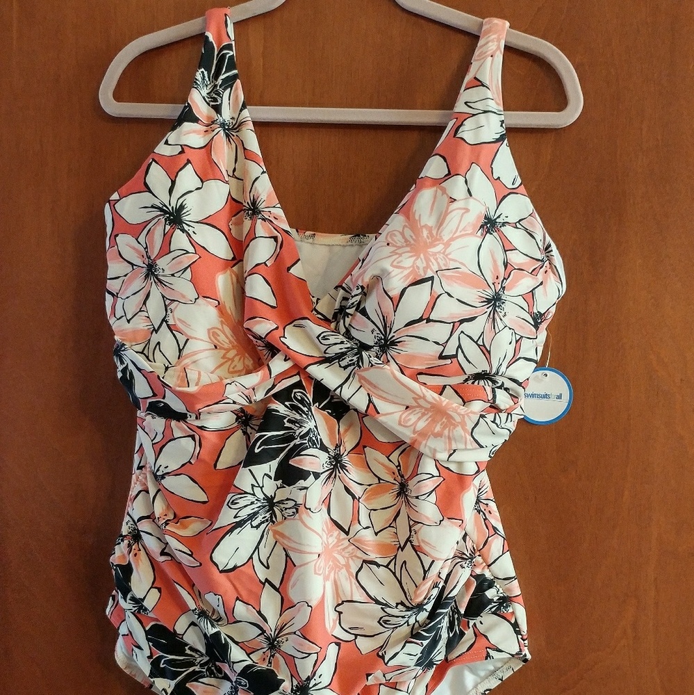 New Ladies swim suit sz 24 by swim suit for all